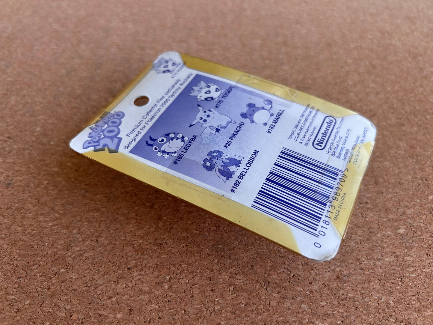 Pokemon 2000 Premium Collector Pins - #175 Togepi - Nintendo (2000)