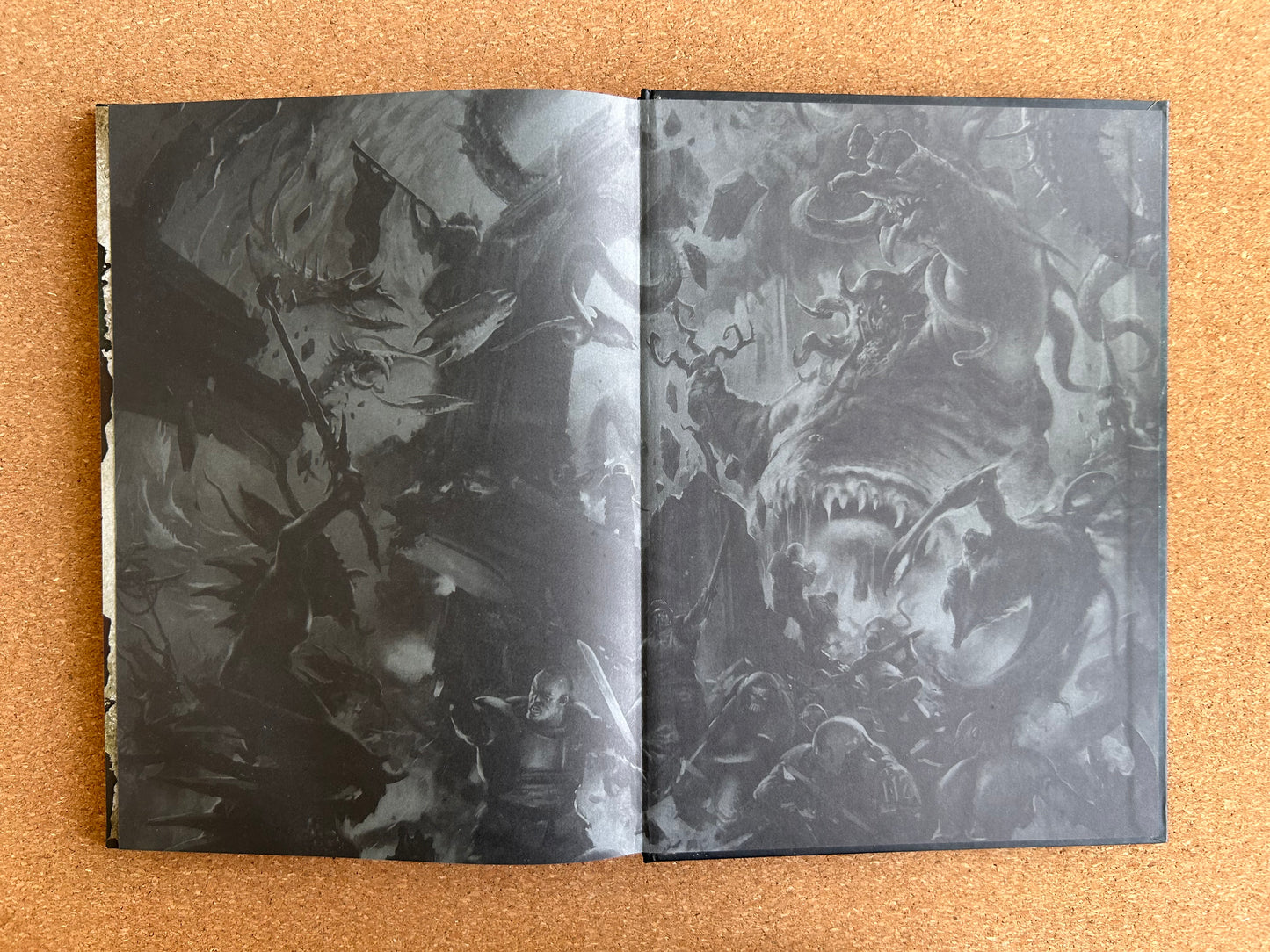 Warhammer 40K 8th Edition - Chaos Daemons Codex - Games Workshop Hardcover (2018)