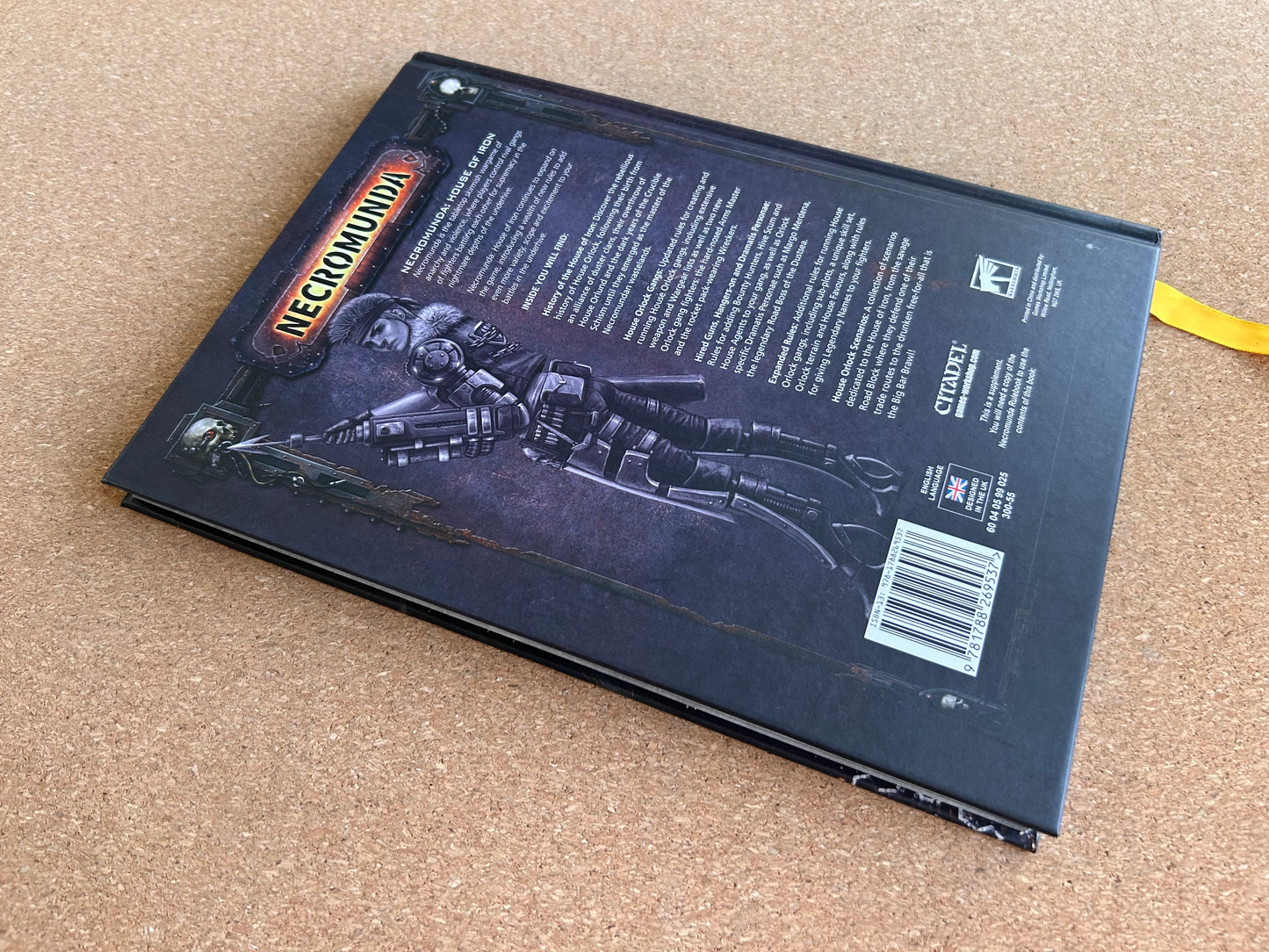 Warhammer 40K - Necromunda House of Iron - Games Workshop Hardcover (2020)
