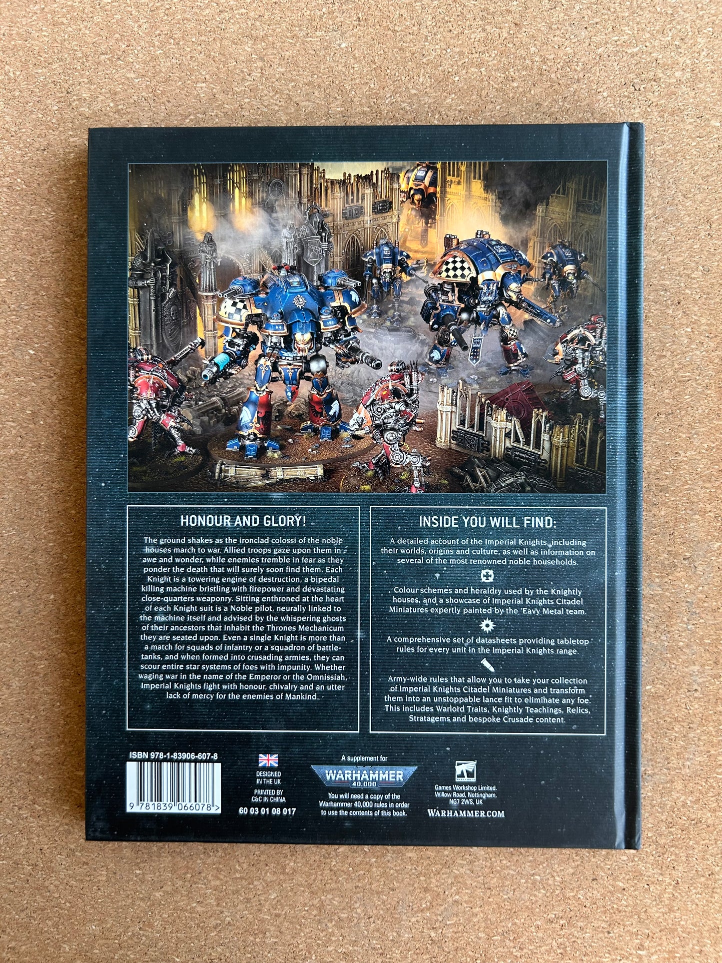 Warhammer 40K 9th Edition - Imperial Knights Codex - Hardcover (2022)