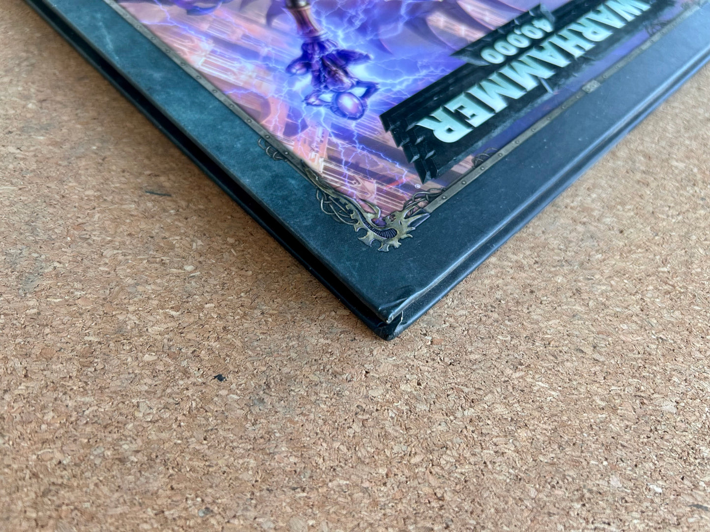 Warhammer 40K 8th Edition - Genestealer Cults Codex - Games Workshop Hardcover (2019)