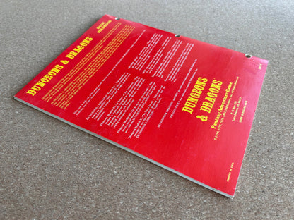Dungeons & Dragons Basic Rules - Fantasy Adventure Game Basic Rulebook - TSR2014 - Paperback (1981)