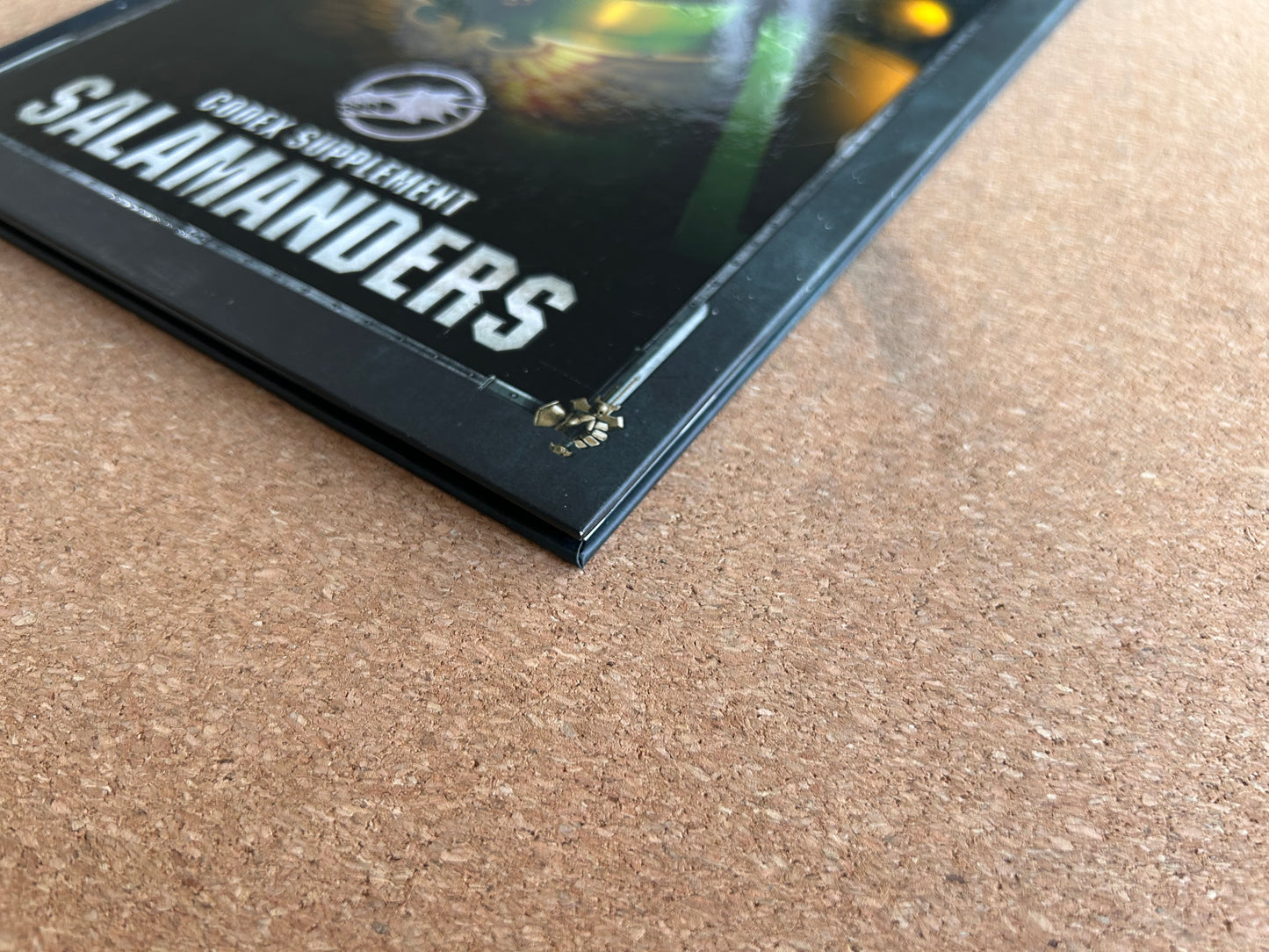 Warhammer 40K 8th Edition - Salamanders Codex Supplement - Games Workshop Hardcover (2019)