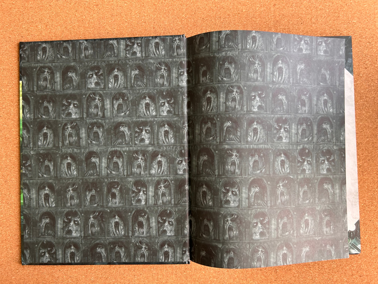 Warhammer 40K 9th Edition - Necrons Codex - Hardcover (2020)