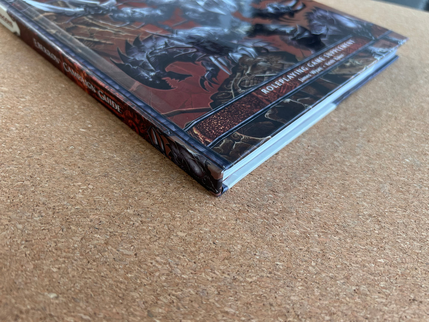 Dungeons & Dragons 4th Edition - Eberron Campaign Guide - WOTC Hardcover (2009)