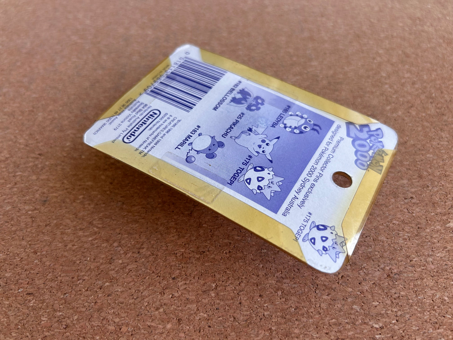 Pokemon 2000 Premium Collector Pins - #175 Togepi - Nintendo (2000)