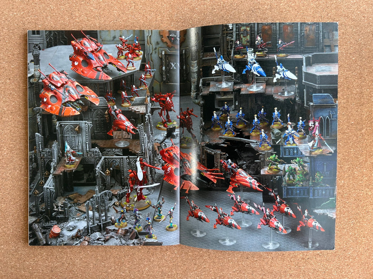 Warhammer 40K 4th Edition - Eldar Codex - Games Workshop Paperback (2010)