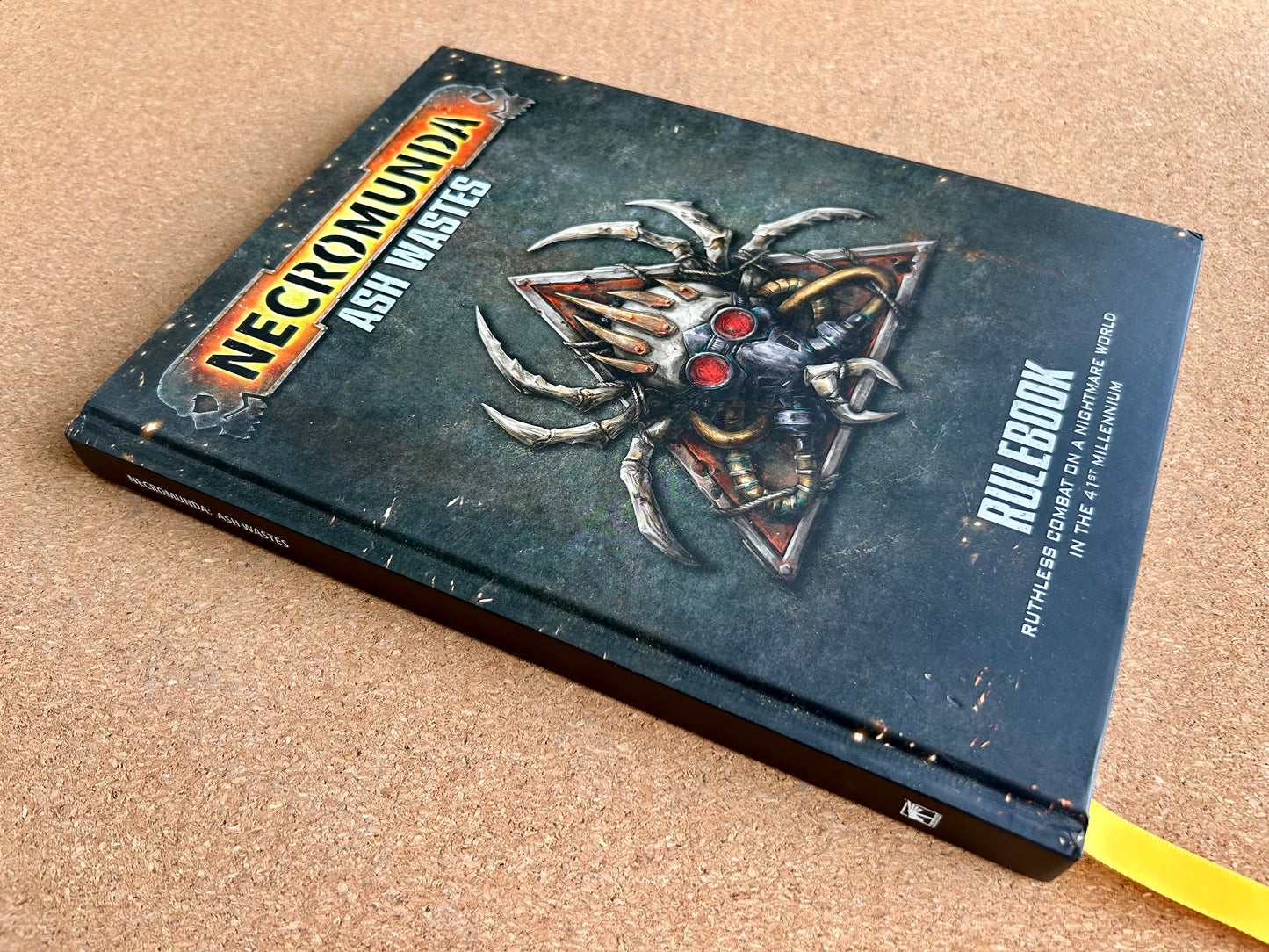 Warhammer 40K - Necromunda Ash Wastes Rulebook - Games Workshop Hardcover (2022)