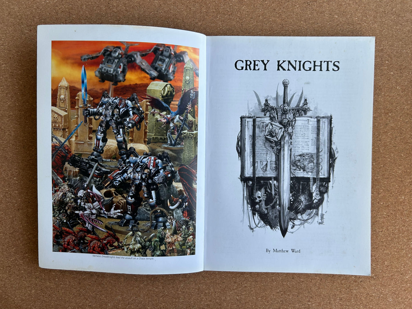 Warhammer 40K 4th Edition - Grey Knights Codex - Games Workshop Paperback (2010)