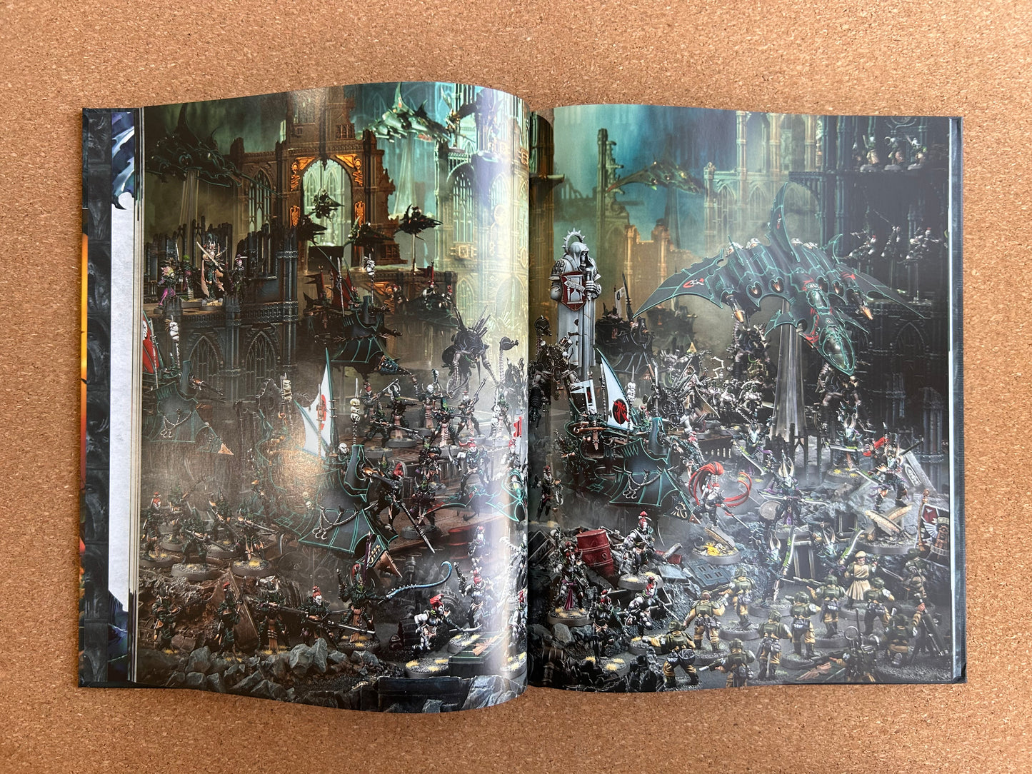 Warhammer 40K 9th Edition - Drukhari Codex - Hardcover (2021)