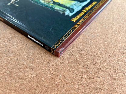 Warhammer Fantasy Roleplay 2nd Ed - Old World Armoury - Black Library Hardcover (2005)