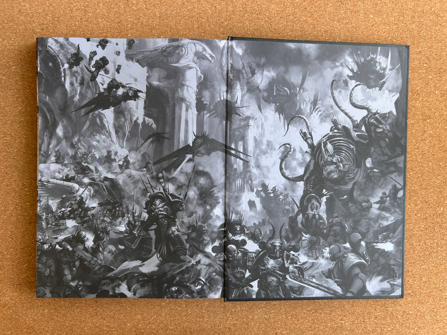 Warhammer 40K 8th Edition - Chaos Space Marines Codex - Games Workshop Hardcover (2017)