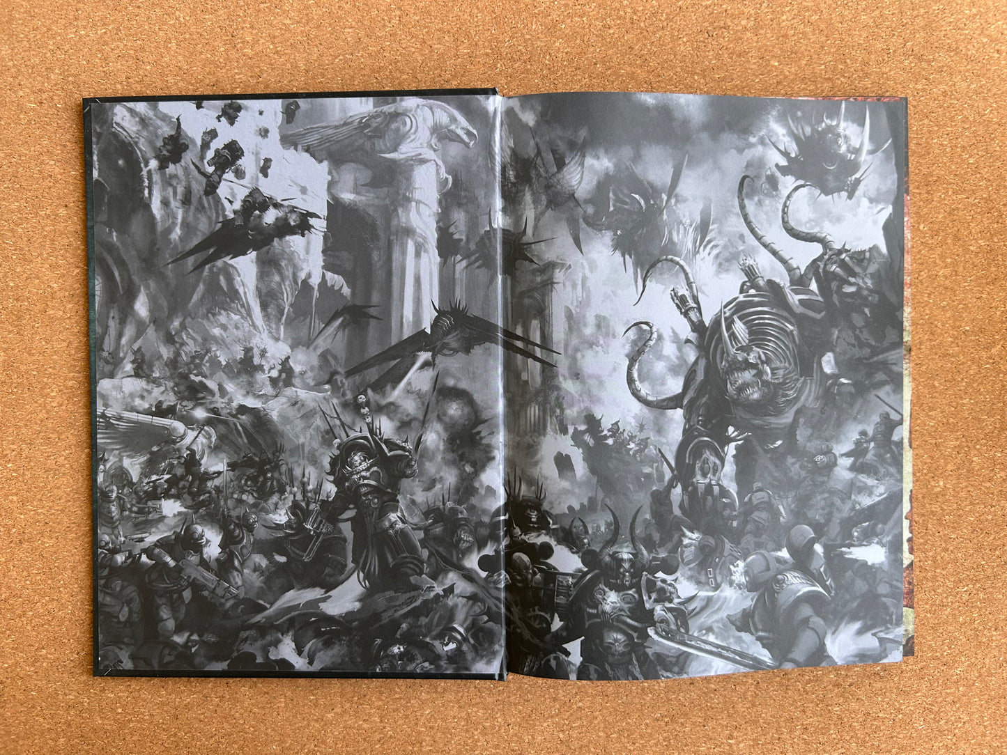 Warhammer 40K 8th Edition - Chaos Space Marines Codex - Games Workshop Hardcover (2017)