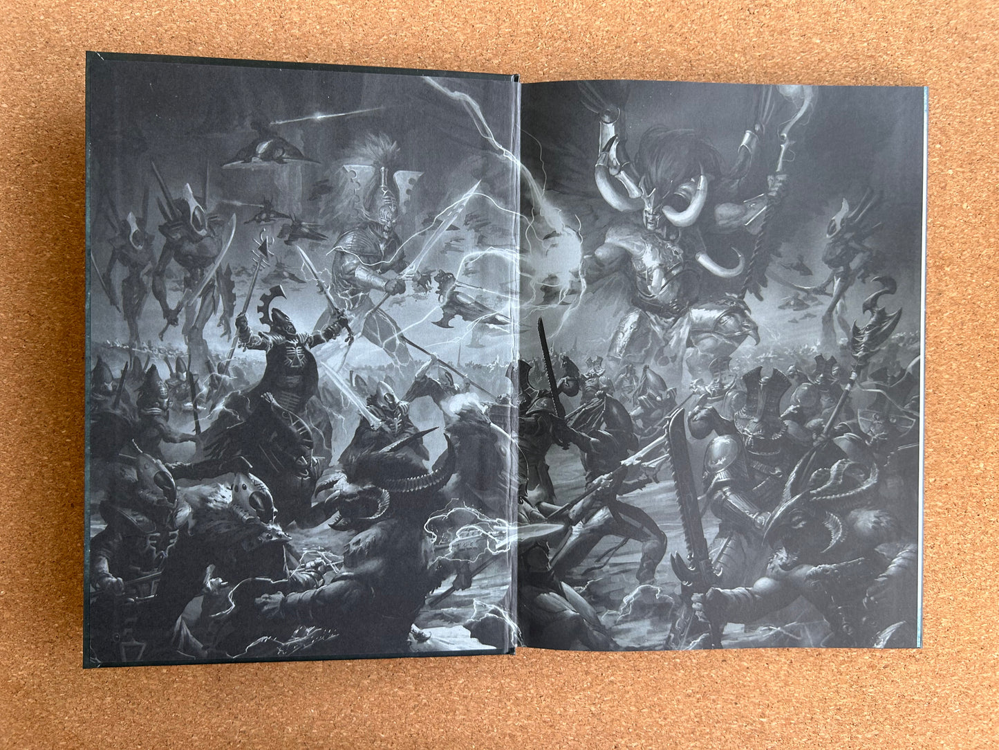 Warhammer 40K 8th Edition - Craftworlds Codex - Games Workshop Hardcover (2017)