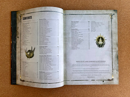 Warhammer 40K 8th Edition - Imperium Nihilus Vigilus Defiant - Games Workshop Hardcover (2018)