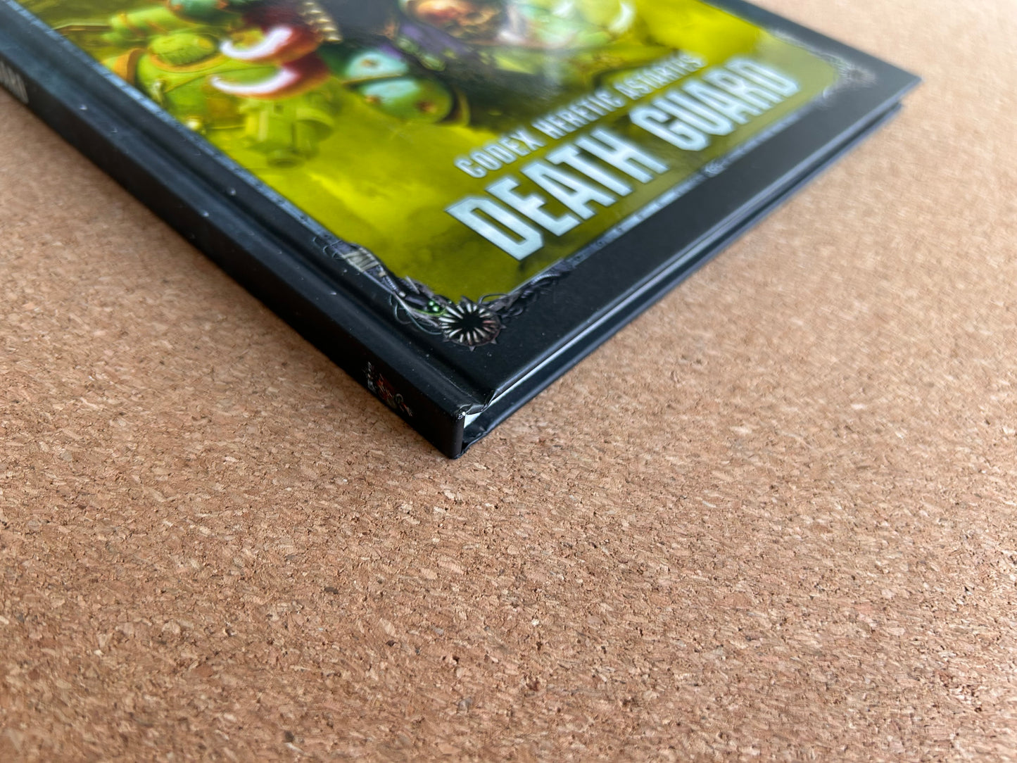 Warhammer 40K 8th Edition - Death Guard Codex - Games Workshop Hardcover (2017)