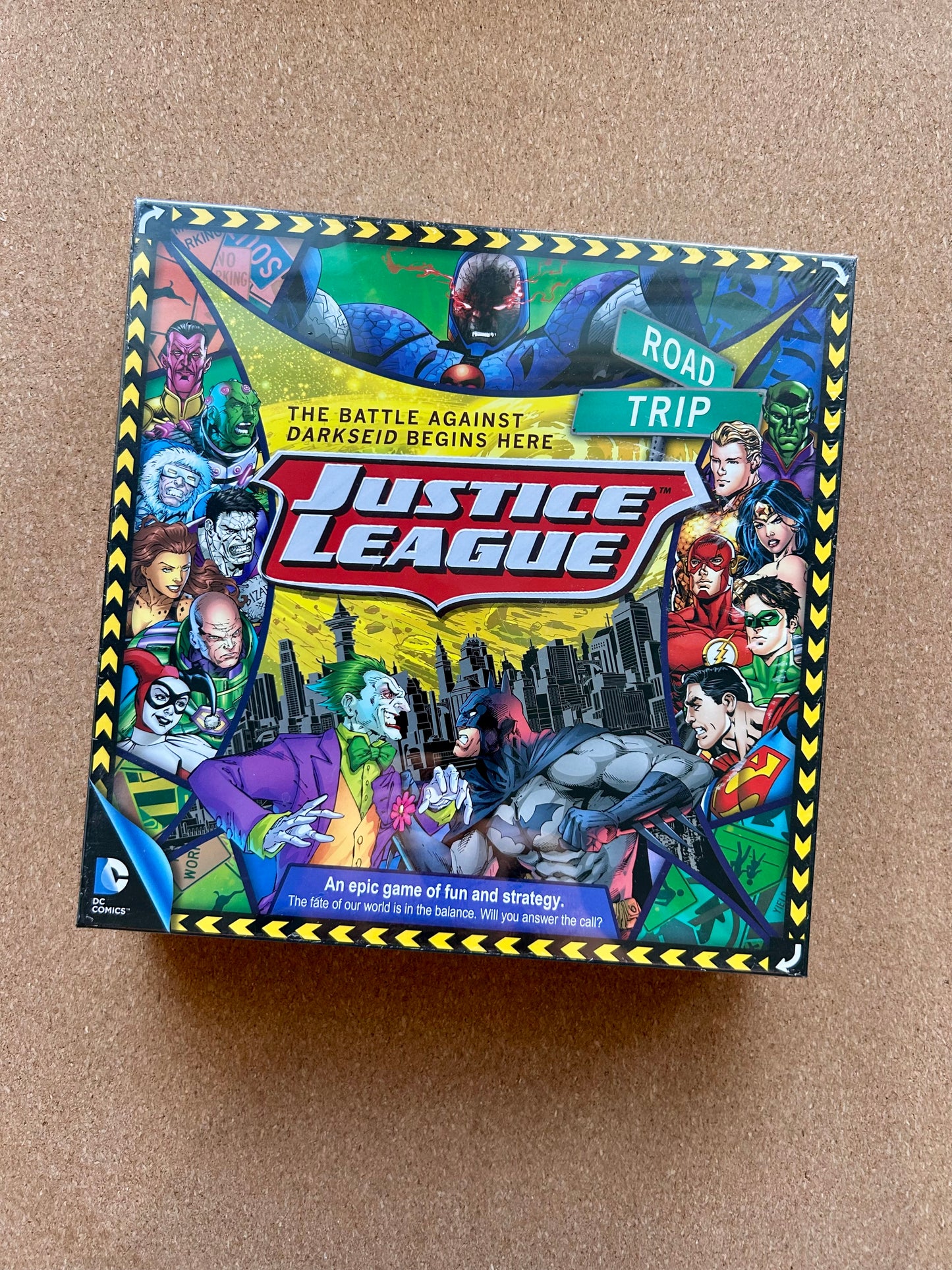 Justice League Board Game - DC Comics (2017)