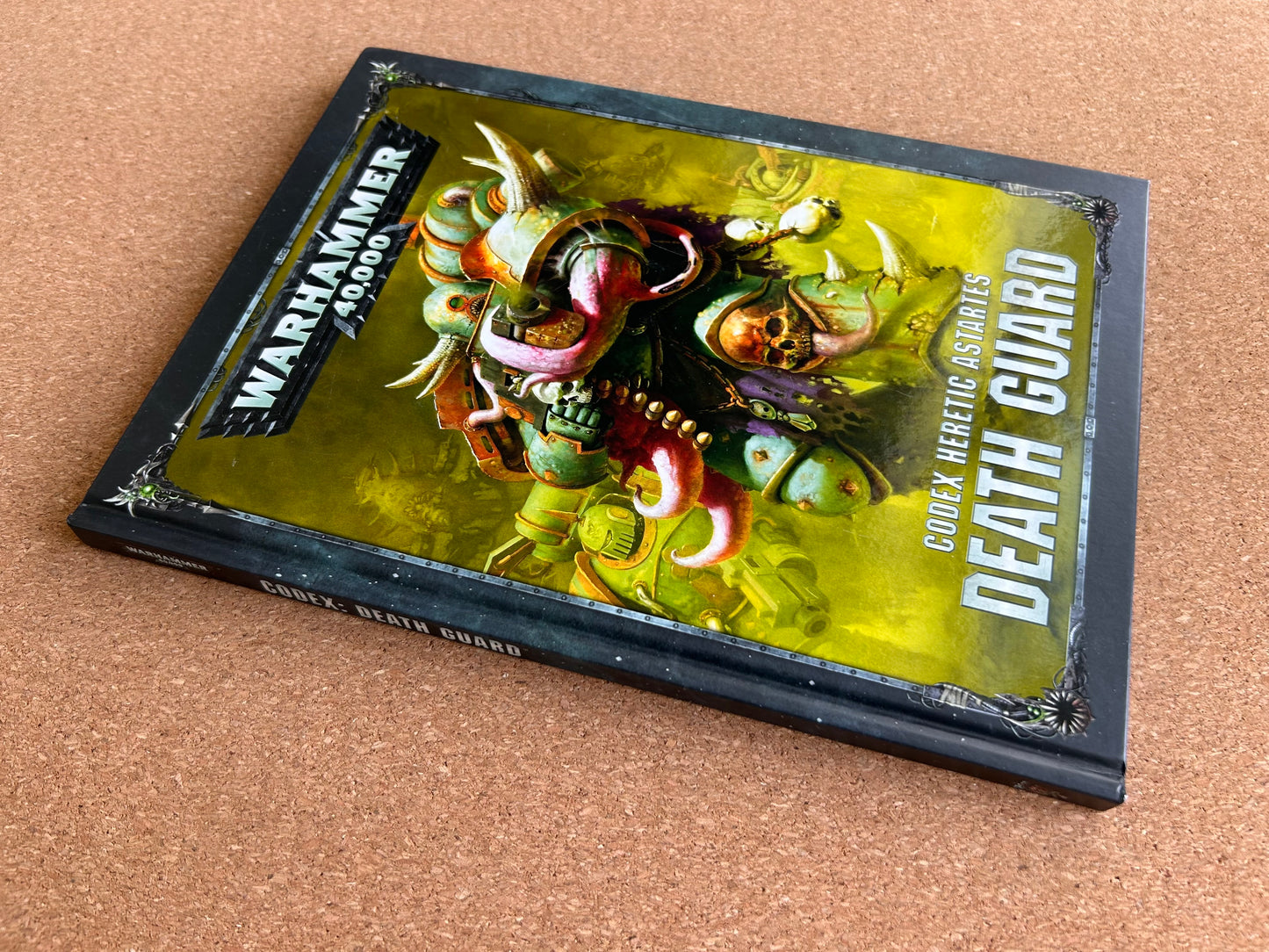 Warhammer 40K 8th Edition - Death Guard Codex - Games Workshop Hardcover (2017)