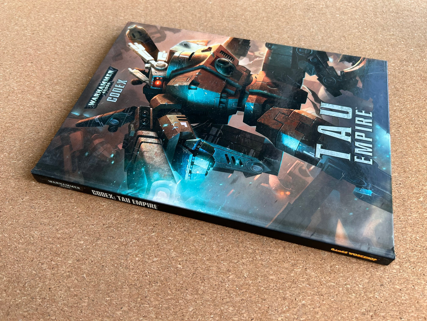 Warhammer 40K 6th Edition - Tau Empire Codex - Games Workshop Hardcover (2012)