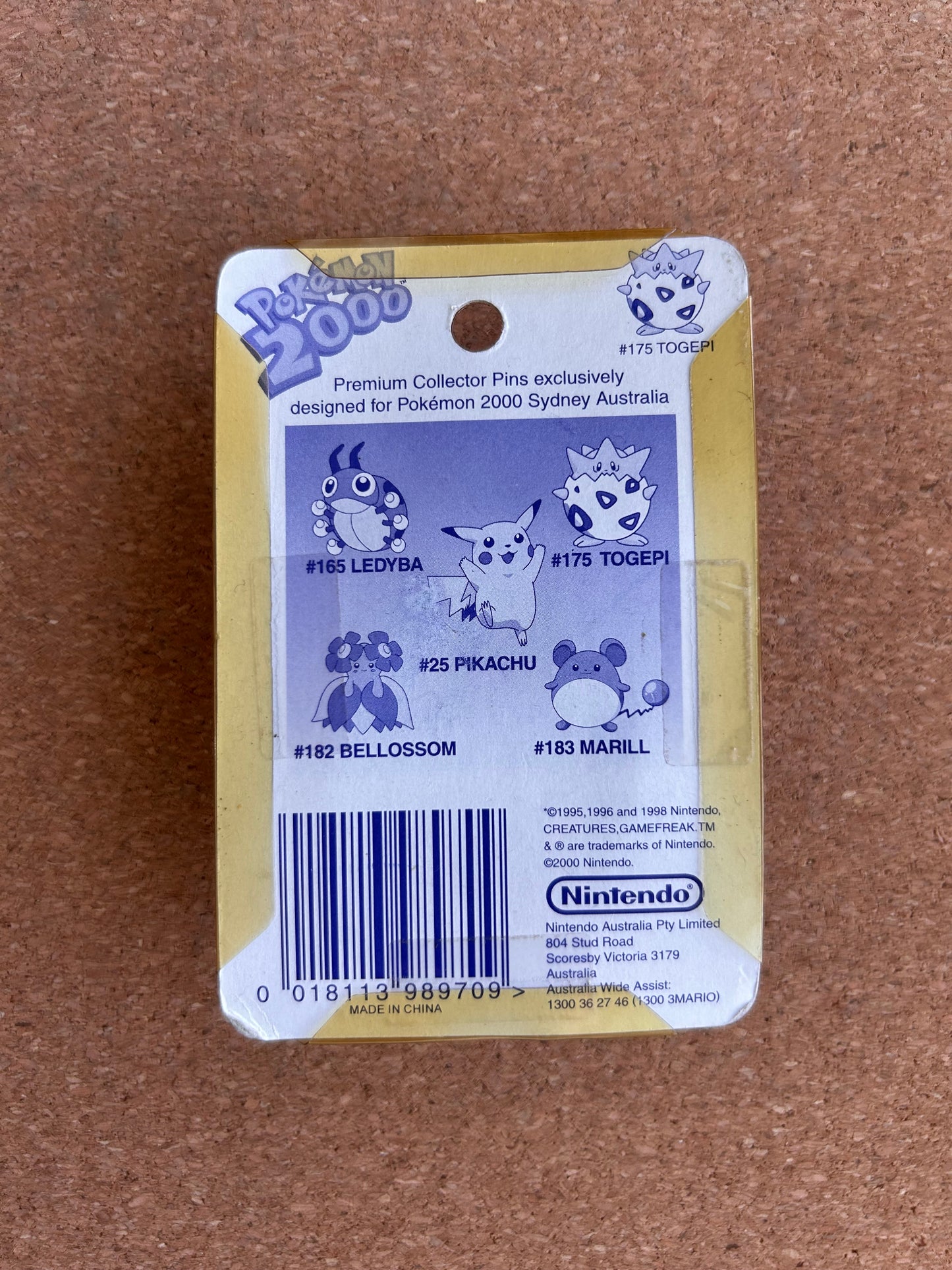 Pokemon 2000 Premium Collector Pins - #175 Togepi - Nintendo (2000)