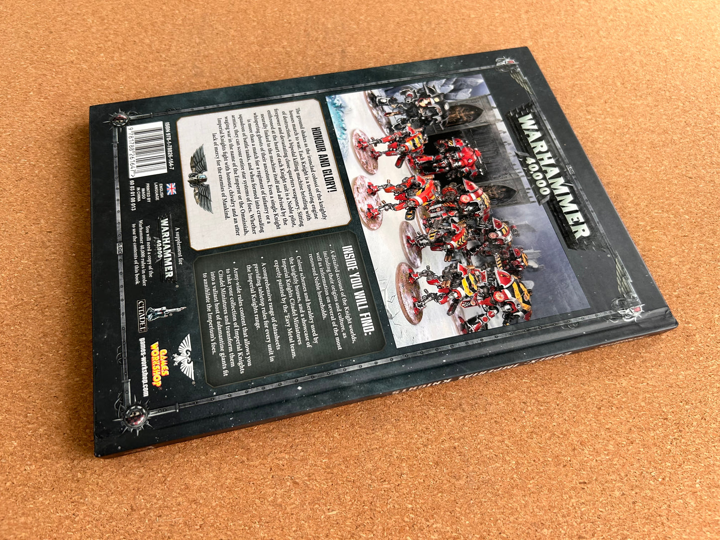 Warhammer 40K 8th Edition - Imperial Knights Codex - Hardcover (2018)